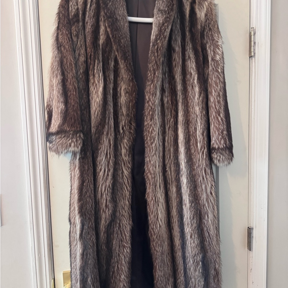 Vintage Davellin New York Full Length Raccoon Fur Coat Mob Wife Old Money Glam